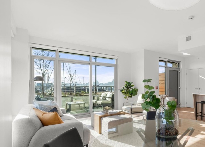 Photo 3 at 110 - 755 Harbourside Drive, Harbourside, North Vancouver