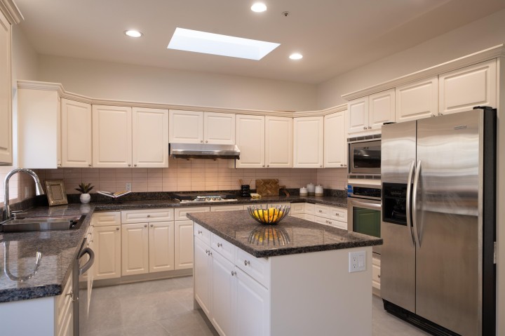 Photo 9 at 3565 W 29th Avenue, Dunbar, Vancouver West