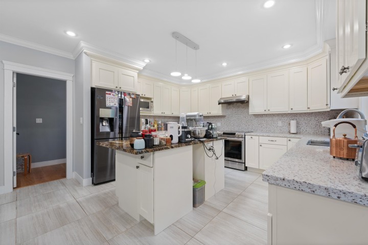 Photo 14 at 4053 W 38th Avenue, Dunbar, Vancouver West