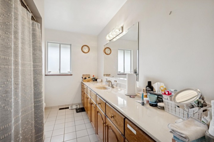 Photo 9 at 328 E 18th Street, Central Lonsdale, North Vancouver