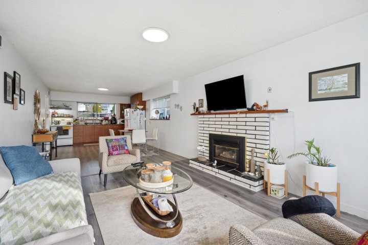 Photo 15 at 328 E 18th Street, Central Lonsdale, North Vancouver