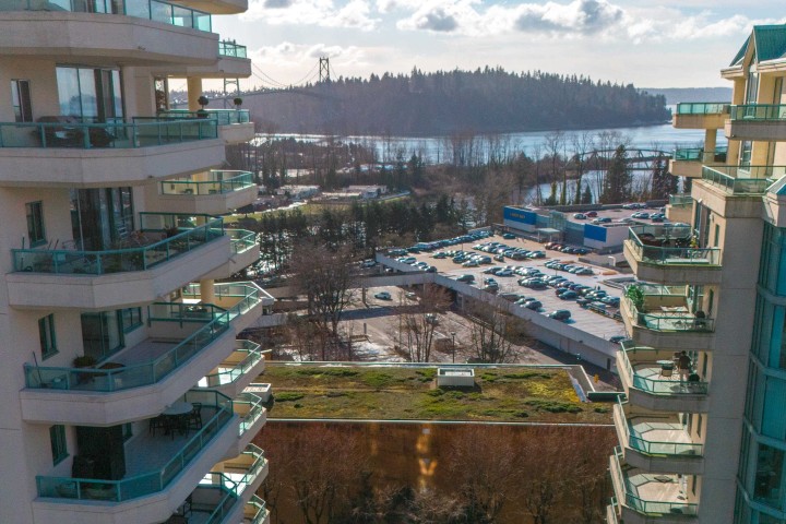 Photo 5 at 15B - 338 Taylor Way, Park Royal, West Vancouver