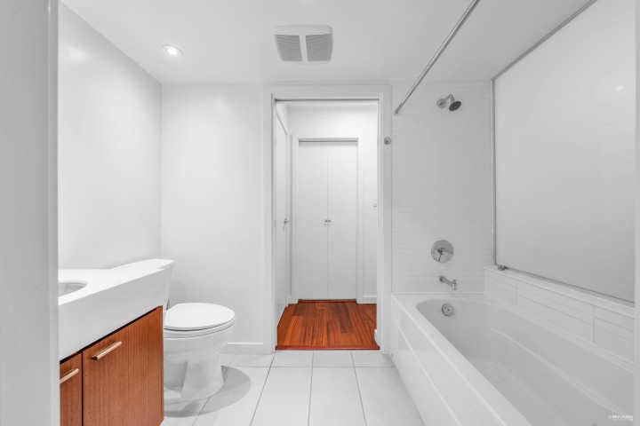 Photo 24 at 409 - 328 E 11th Avenue, Mount Pleasant VE, Vancouver East
