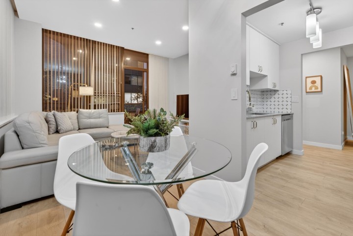 Photo 4 at 311 - 1010 Howe Street, Downtown VW, Vancouver West