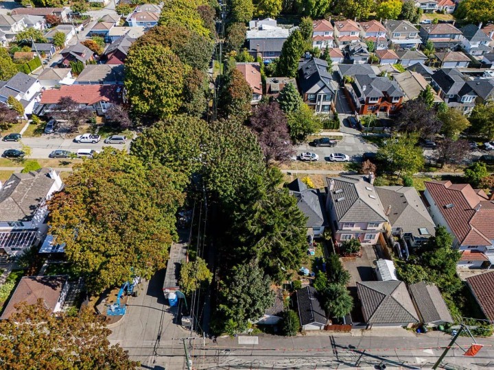 Photo 14 at 970 W 64th Avenue, Marpole, Vancouver West