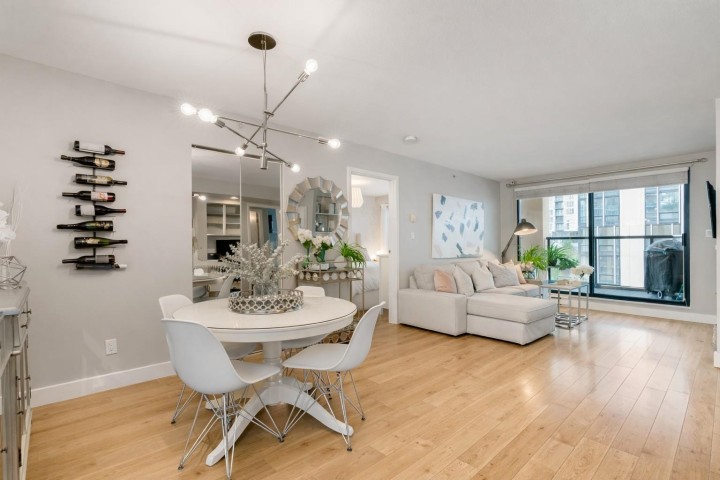 Photo 2 at 505 - 488 Helmcken Street, Yaletown, Vancouver West