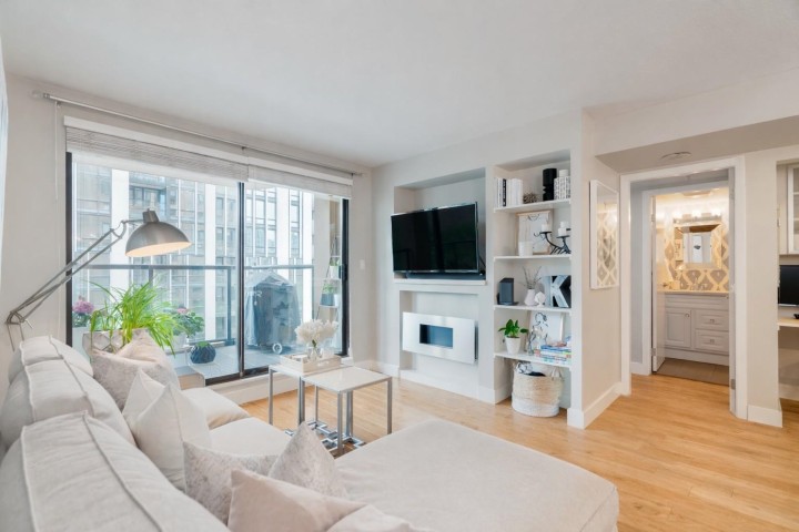 Photo 1 at 505 - 488 Helmcken Street, Yaletown, Vancouver West