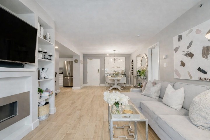 Photo 4 at 505 - 488 Helmcken Street, Yaletown, Vancouver West