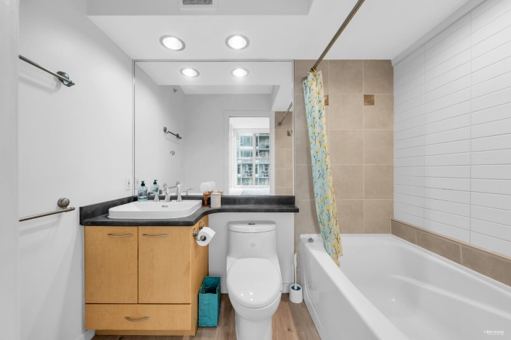 Photo 15 at 1001 - 989 Richards Street, Downtown VW, Vancouver West