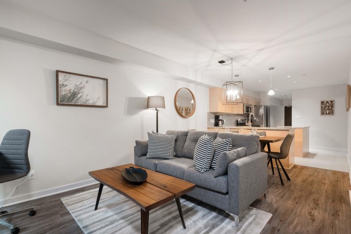 Photo 6 at 104 - 2832 Capilano Road, Capilano NV, North Vancouver