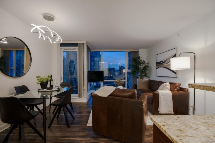 Photo 12 at 1705 - 550 Pacific Street, Yaletown, Vancouver West