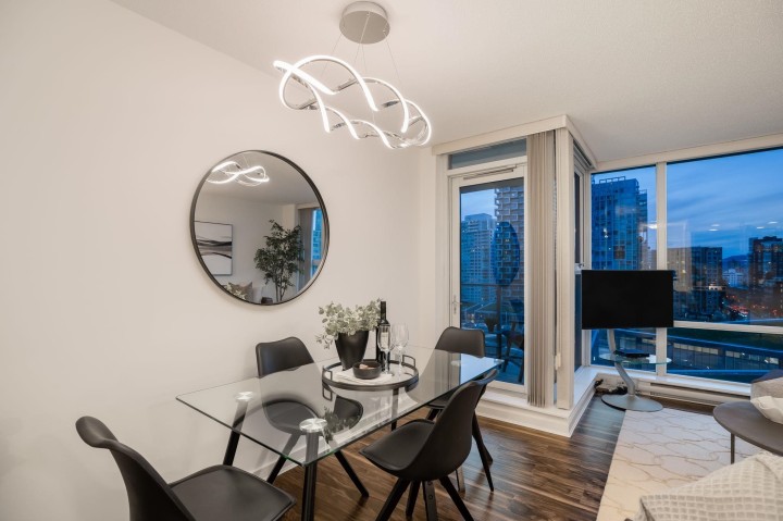 Photo 9 at 1705 - 550 Pacific Street, Yaletown, Vancouver West