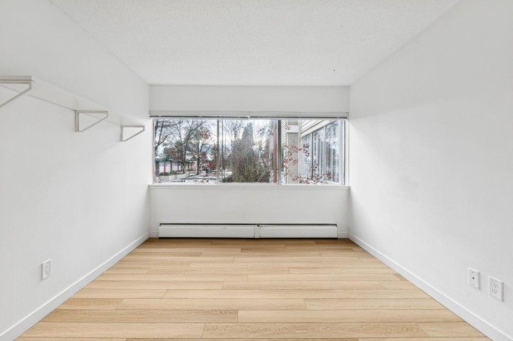 Photo 8 at 879 Westview Crescent, Upper Lonsdale, North Vancouver