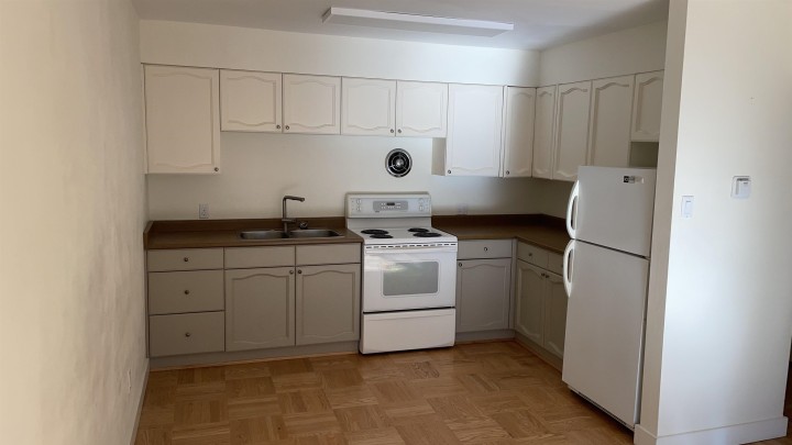 Photo 6 at 304 - 2430 Point Grey Road, Kitsilano, Vancouver West