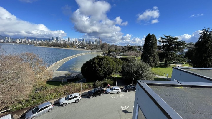 Photo 13 at 304 - 2430 Point Grey Road, Kitsilano, Vancouver West