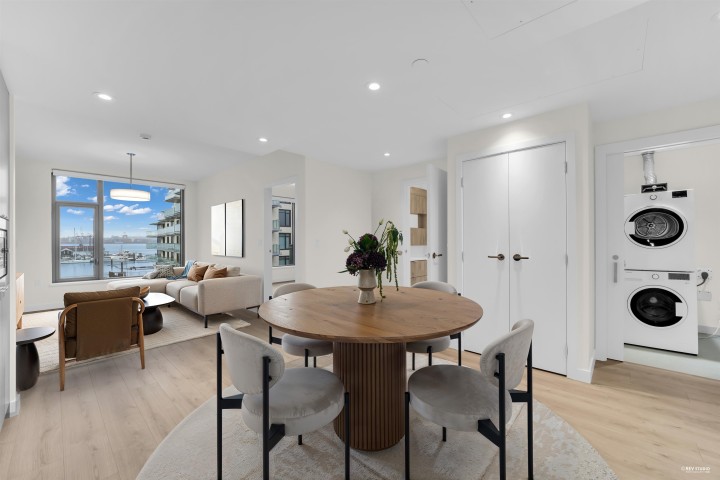 Photo 1 at 401 - 755 Harbourside Drive, Harbourside, North Vancouver