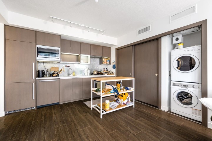 Photo 7 at 1517 - 68 Smithe Street, Downtown VW, Vancouver West