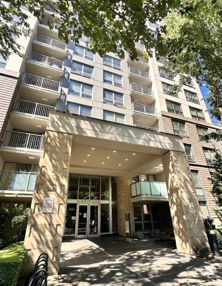 Photo 2 at 2409 - 3663 Crowley Drive, Collingwood VE, Vancouver East