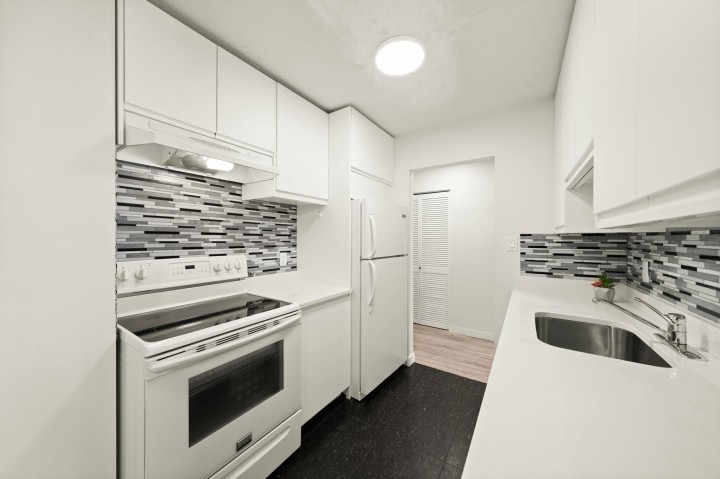 Photo 6 at 203 - 131 W 4th Street, Lower Lonsdale, North Vancouver