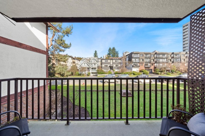 Photo 12 at 203 - 131 W 4th Street, Lower Lonsdale, North Vancouver