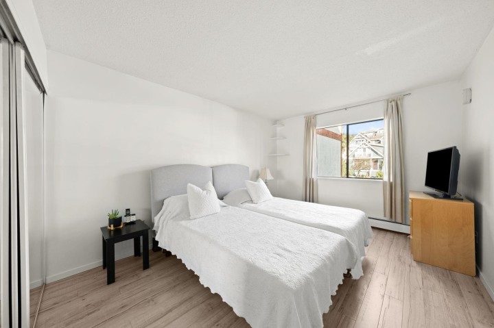 Photo 3 at 203 - 131 W 4th Street, Lower Lonsdale, North Vancouver