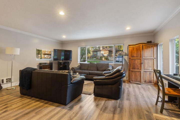 Photo 12 at 4529 Jerome Place, Lynn Valley, North Vancouver