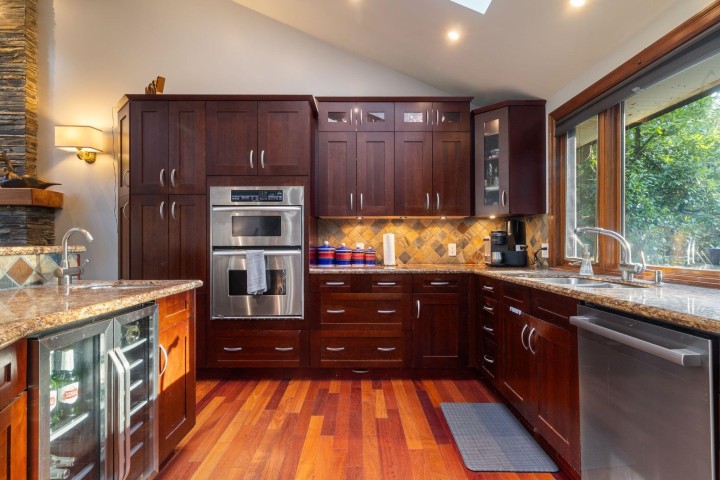 Photo 5 at 4529 Jerome Place, Lynn Valley, North Vancouver