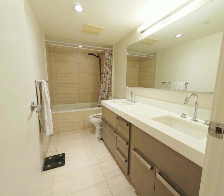 Photo 8 at 208 - 5555 Dunbar Street, Dunbar, Vancouver West