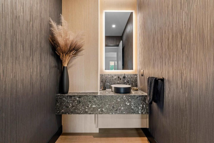 Photo 16 at 4528 Skyline Drive, Canyon Heights NV, North Vancouver