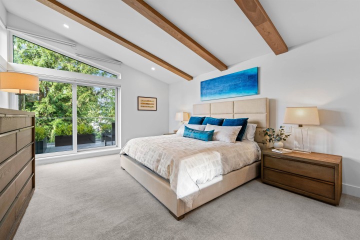 Photo 18 at 4528 Skyline Drive, Canyon Heights NV, North Vancouver