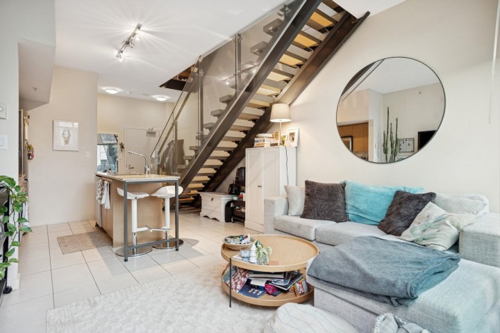 Photo 9 at 205 - 522 8th Avenue, Fairview VW, Vancouver West