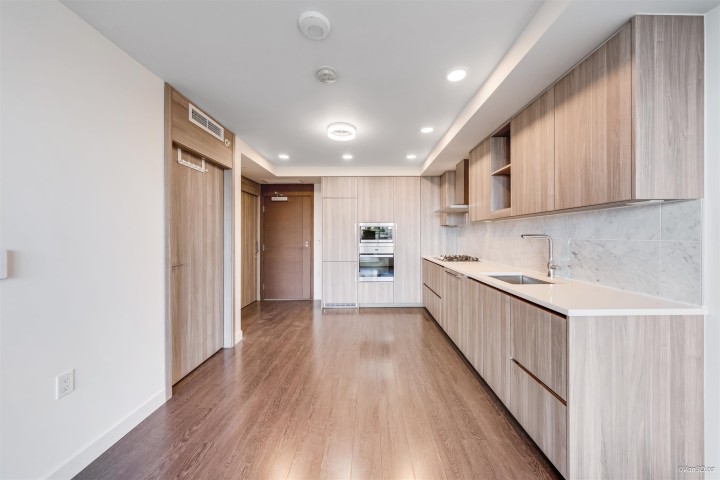 Photo 9 at 905 - 433 Sw Marine Drive, Marpole, Vancouver West