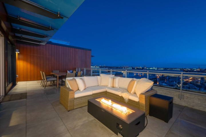 Photo 3 at 520 - 755 Harbourside Drive, Harbourside, North Vancouver