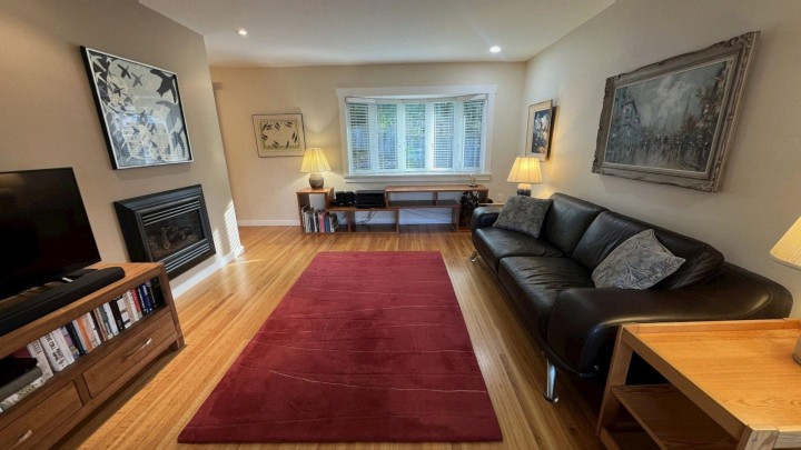Photo 3 at 3474 Greentree Lane, Edgemont, North Vancouver