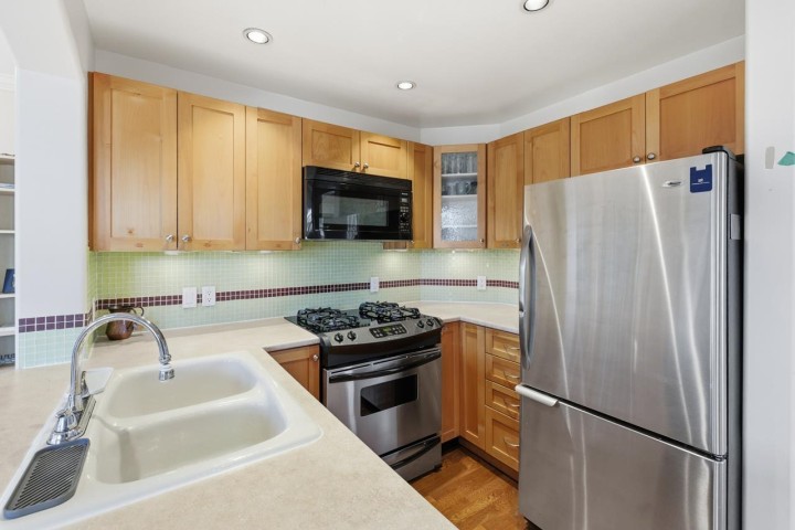 Photo 25 at 3662 Oak Street, Cambie, Vancouver West