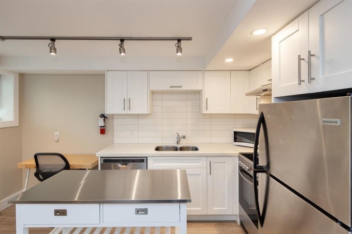 Photo 14 at 195 W 12 Avenue, Mount Pleasant VW, Vancouver West