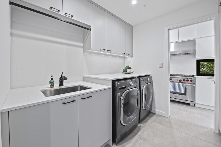 Photo 11 at 4275 Chelsea Crescent, Forest Hills NV, North Vancouver