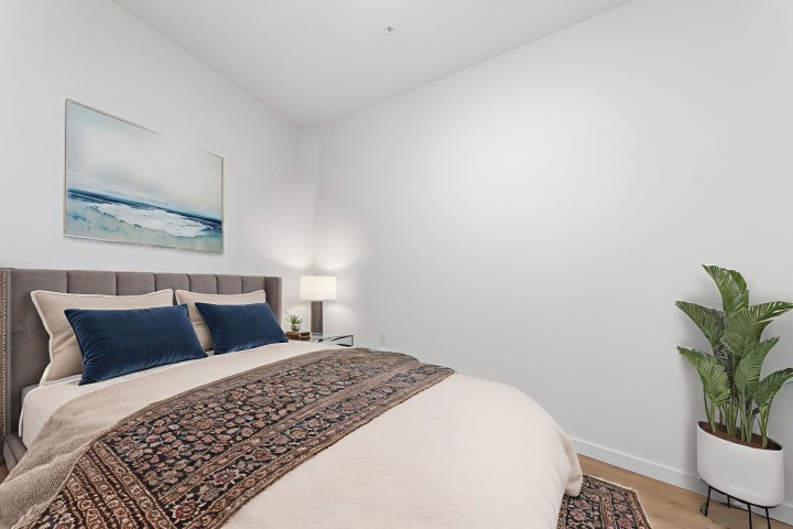 Photo 7 at 201 - 725 Marine Drive, Harbourside, North Vancouver