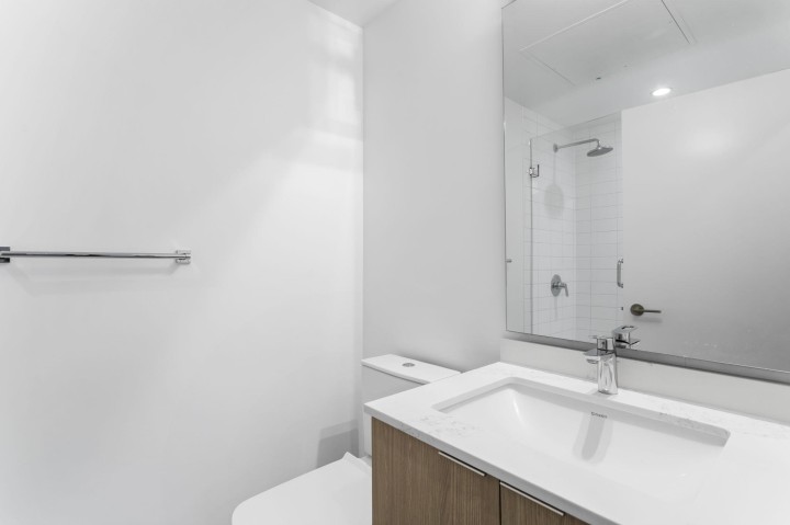 Photo 21 at 201 - 725 Marine Drive, Harbourside, North Vancouver