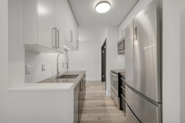 Photo 2 at 302 - 170 E 3rd Street, Lower Lonsdale, North Vancouver