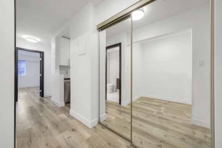 Photo 3 at 302 - 170 E 3rd Street, Lower Lonsdale, North Vancouver