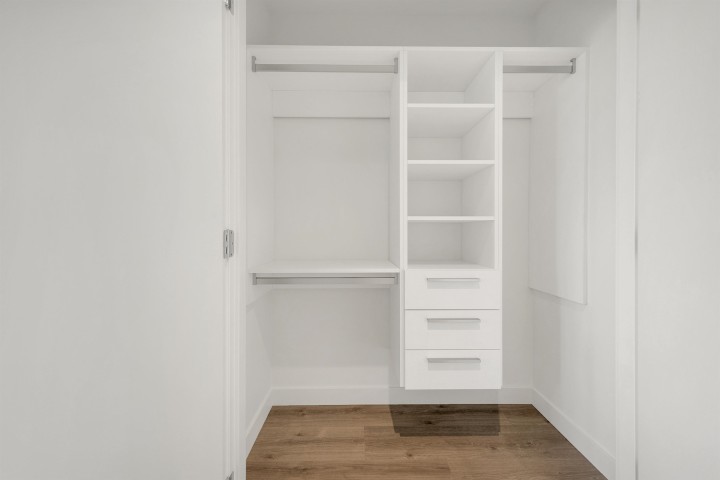 Photo 18 at 307 - 755 Harbourside Drive, Harbourside, North Vancouver