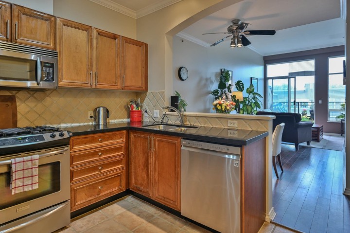 Photo 3 at 407 - 2175 Salal Drive, Kitsilano, Vancouver West