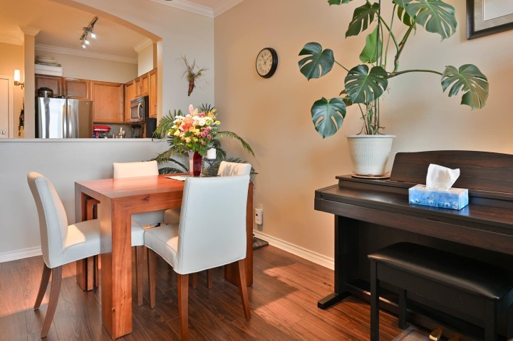 Photo 9 at 407 - 2175 Salal Drive, Kitsilano, Vancouver West