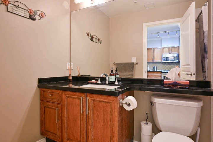 Photo 21 at 407 - 2175 Salal Drive, Kitsilano, Vancouver West