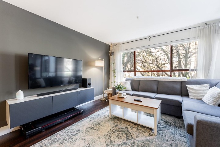 Photo 6 at 203 - 2140 W 12th Street, Kitsilano, Vancouver West