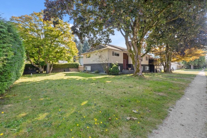 Photo 2 at 6530 Dunbar Street, Southlands, Vancouver West