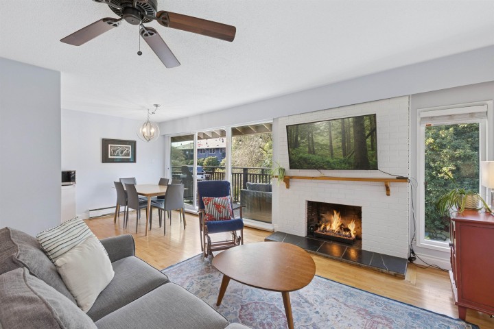 Photo 1 at 214 - 555 W 28th Street, Upper Lonsdale, North Vancouver