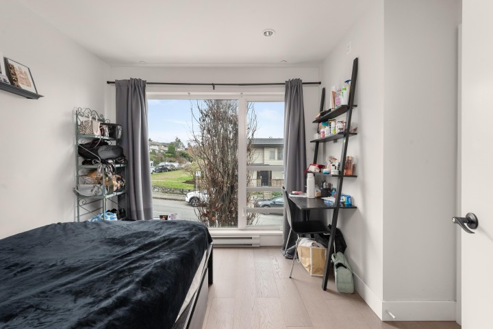 Photo 17 at 147 St. Patricks Avenue, Lower Lonsdale, North Vancouver