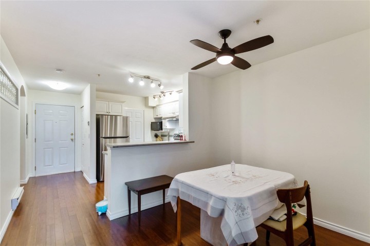 Photo 8 at 204 - 155 E 3rd Street, Lower Lonsdale, North Vancouver